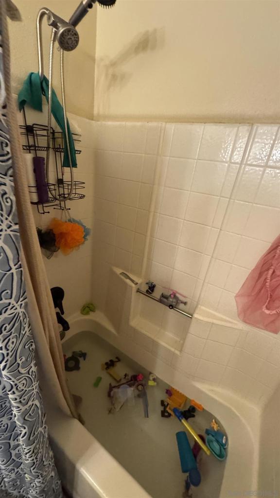 3642 W Redlands Ave, Fresno, CA 93722