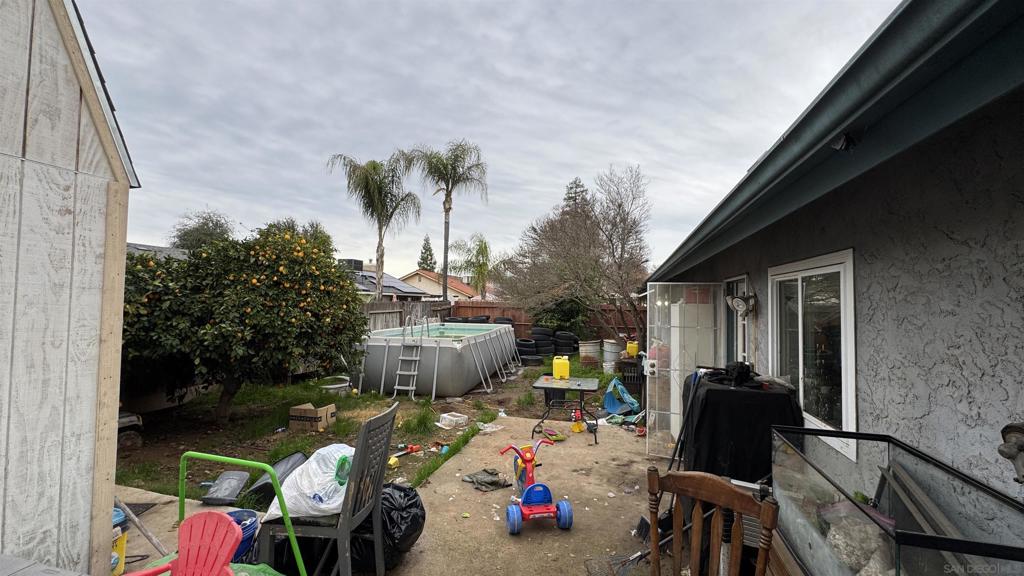 3642 W Redlands Ave, Fresno, CA 93722