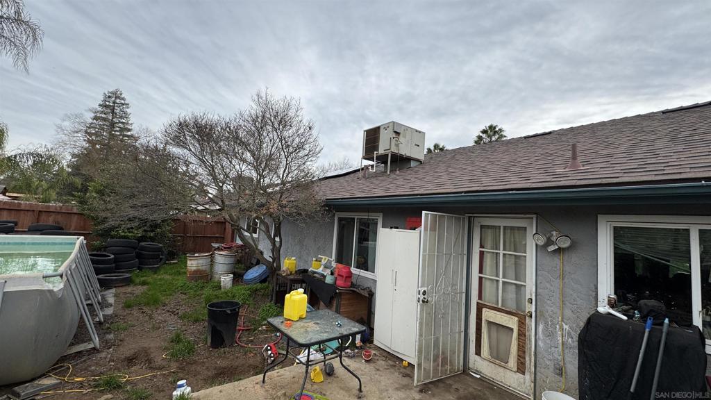 3642 W Redlands Ave, Fresno, CA 93722