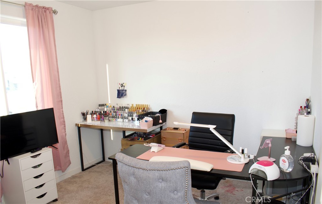 4136 N Vaughan Ave, Fresno, CA 93723