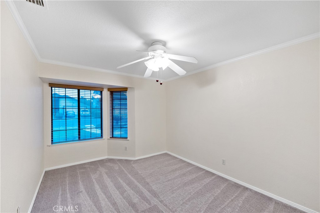 304 E Omaha Ave, Fresno, CA 93720