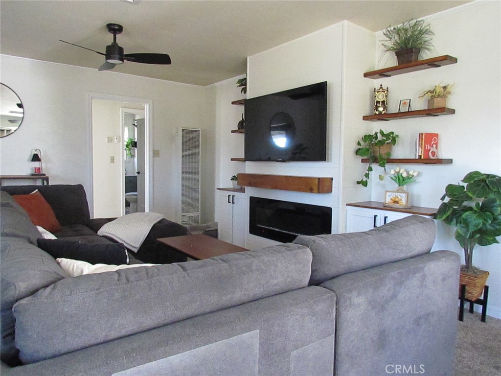 1923 E Terrace, Fresno, CA 93703