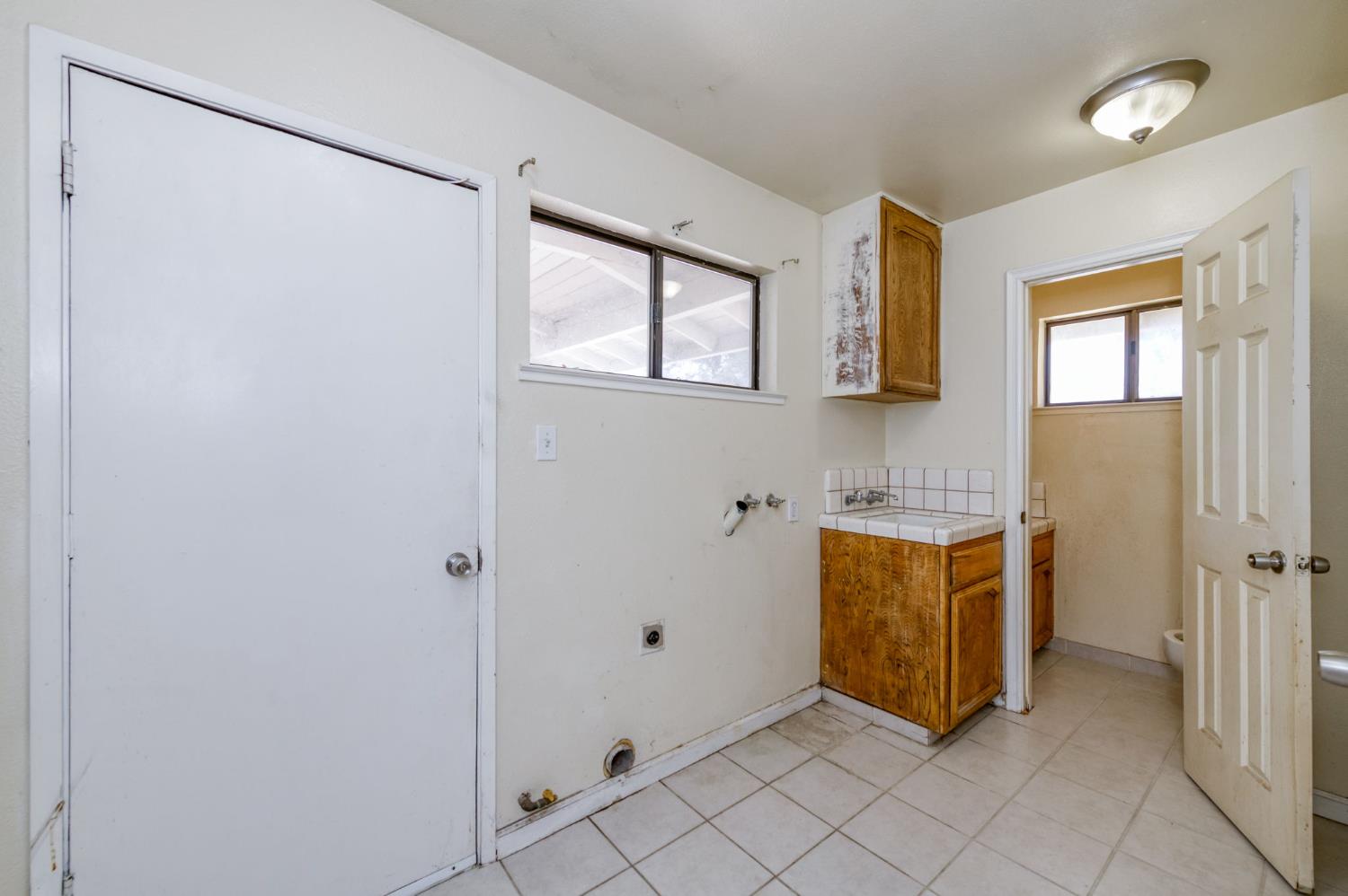 1328 N Grantland Ave, Fresno, CA 93723