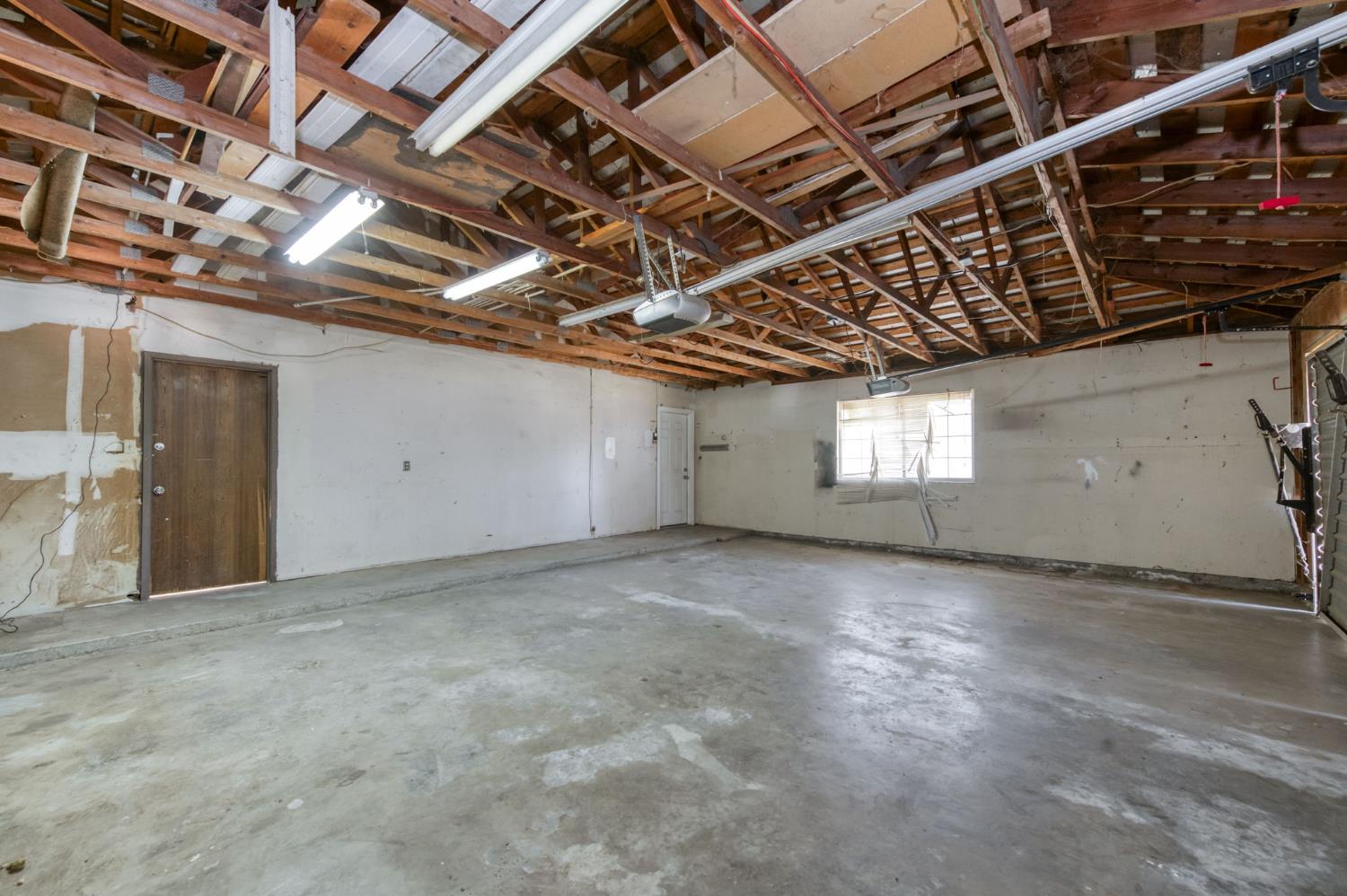 1328 N Grantland Ave, Fresno, CA 93723
