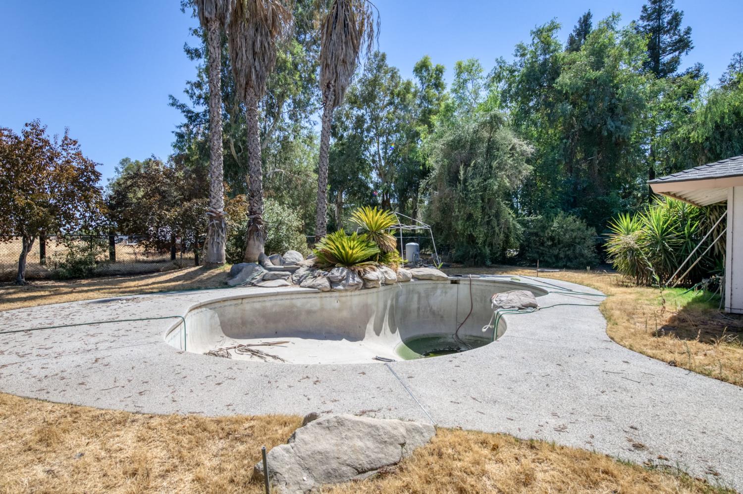 1328 N Grantland Ave, Fresno, CA 93723