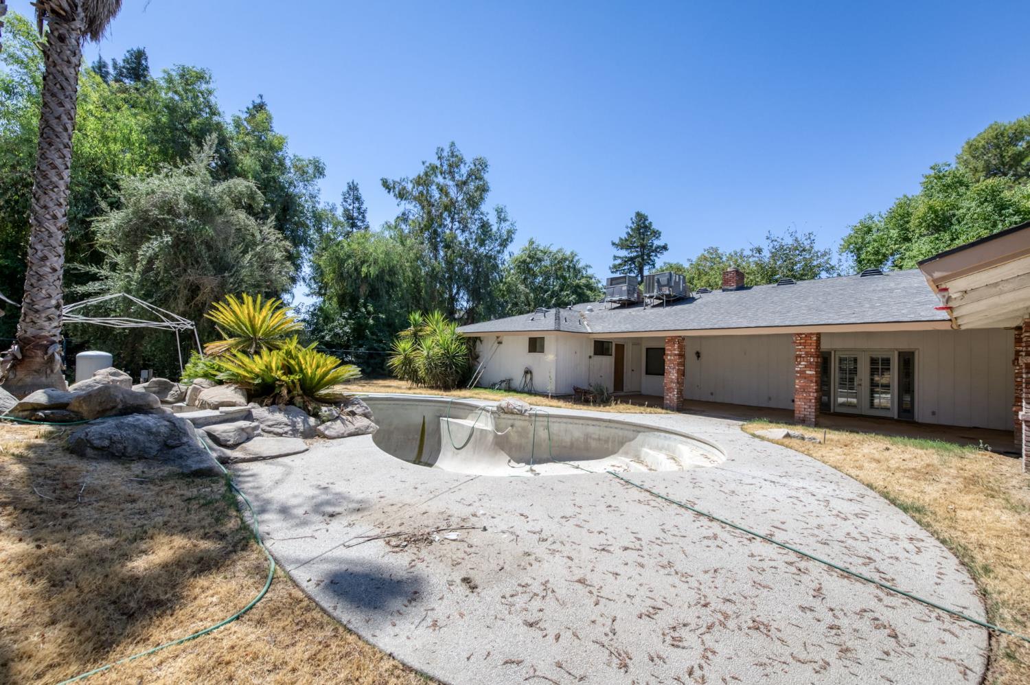 1328 N Grantland Ave, Fresno, CA 93723