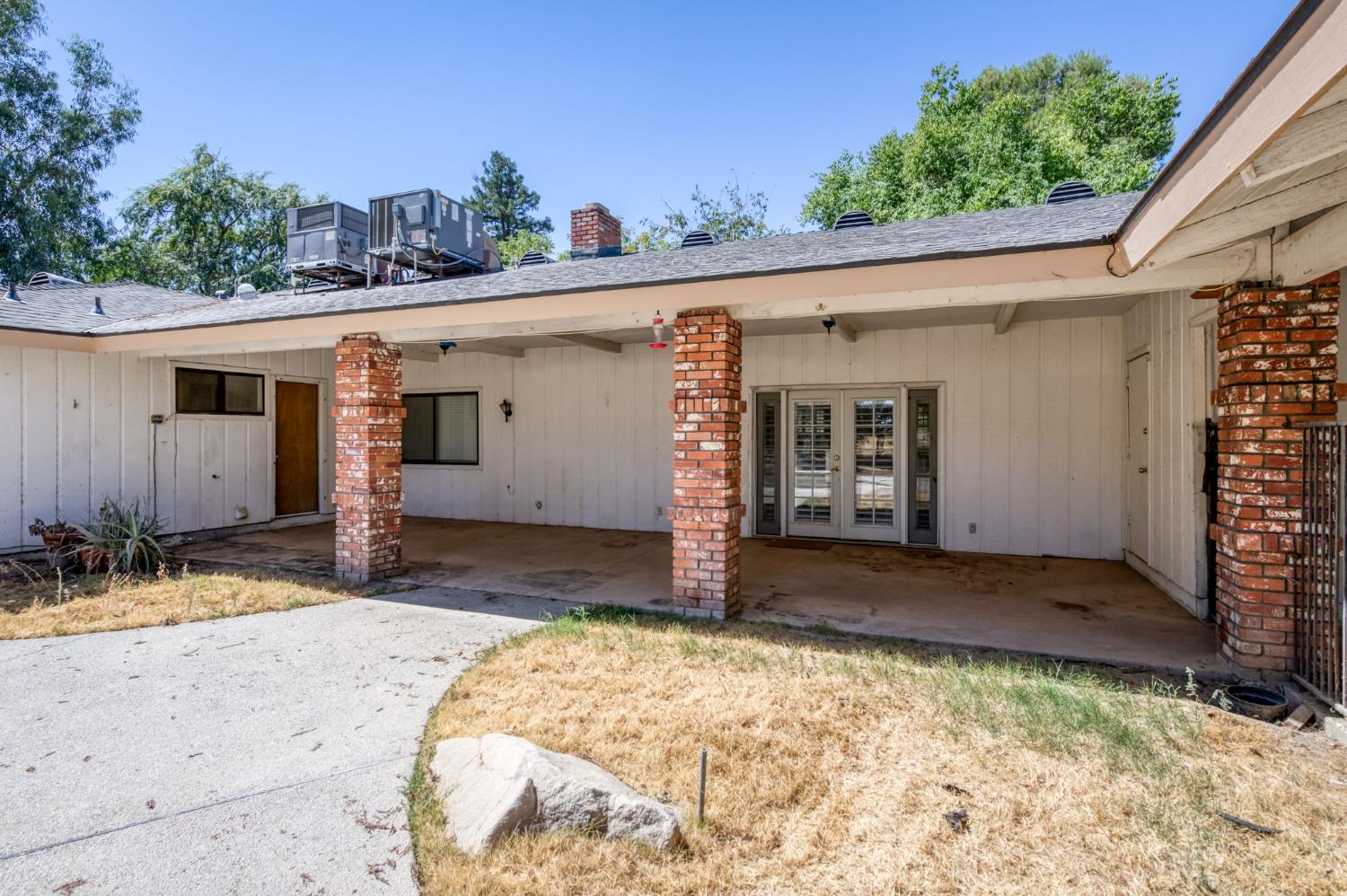 1328 N Grantland Ave, Fresno, CA 93723