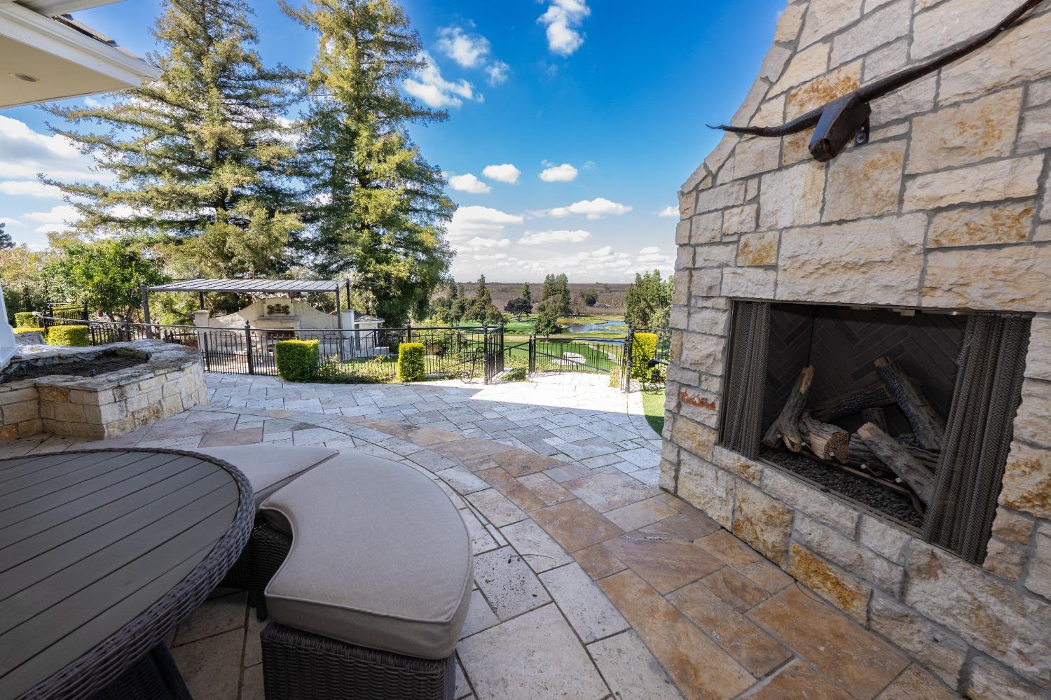 3520 W Buena Vista, Fresno, CA 93711
