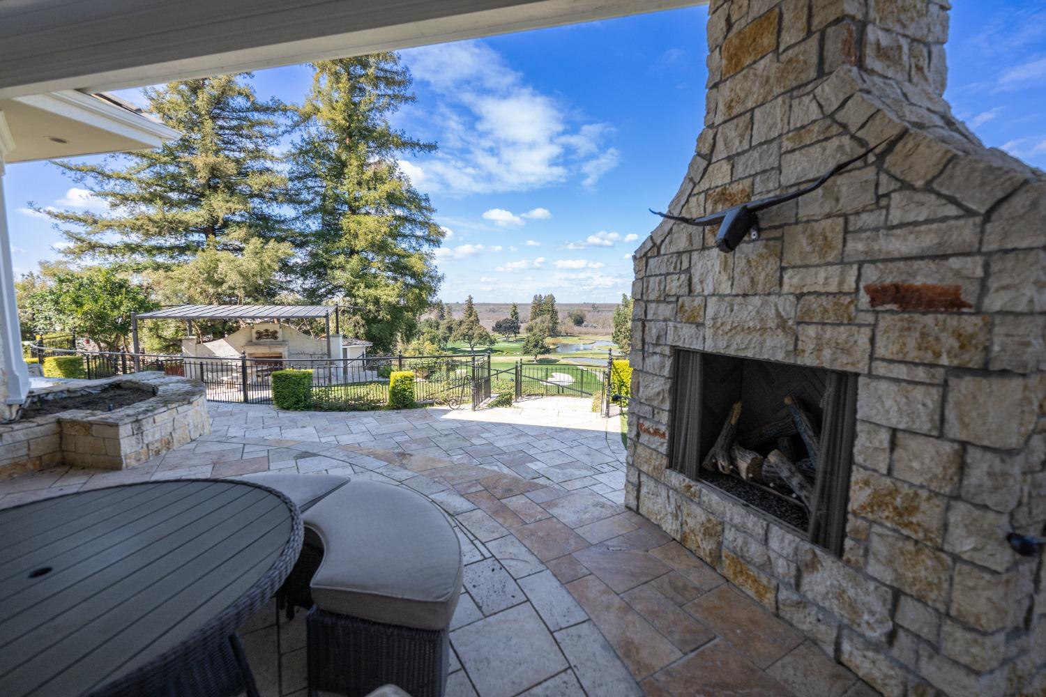 3520 W Buena Vista, Fresno, CA 93711