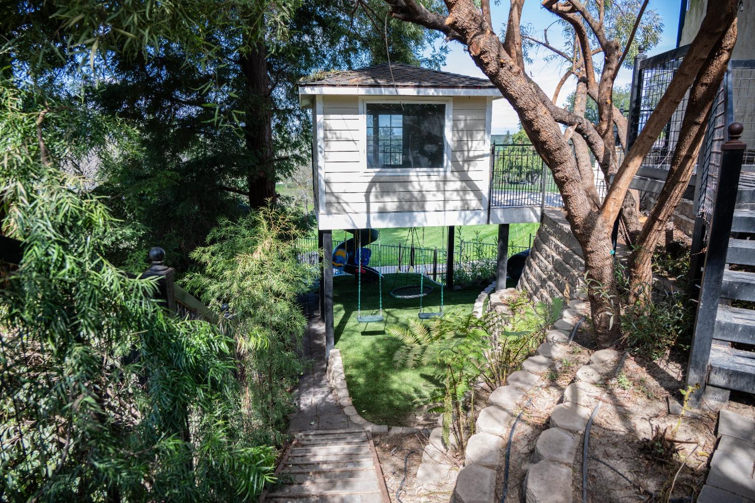 3520 W Buena Vista, Fresno, CA 93711