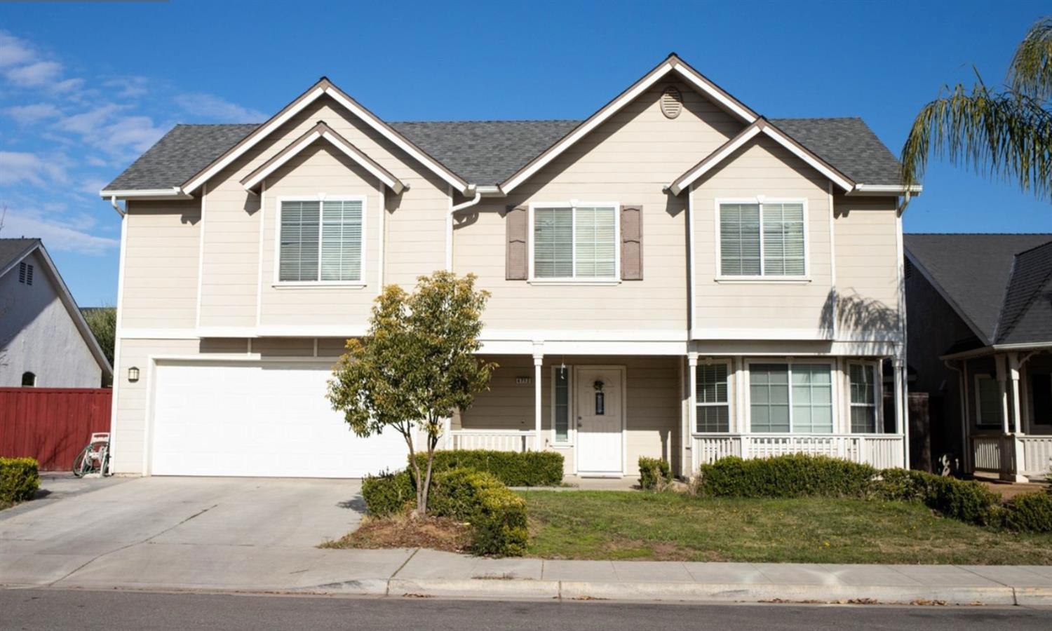 4712 W Celeste Ave, Fresno, CA 93722