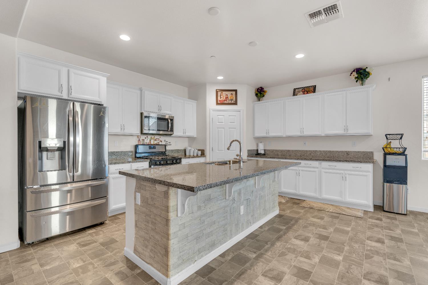 6318 W Rialto Ave, Fresno, CA 93723