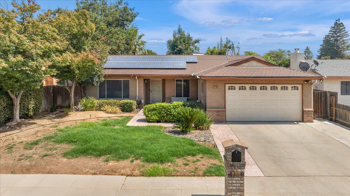 4188 N Constance Ave, Fresno, CA 93722