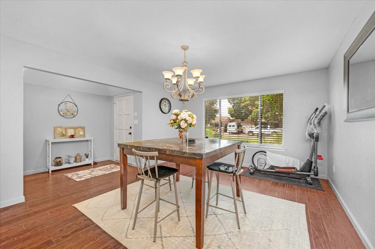 4188 N Constance Ave, Fresno, CA 93722