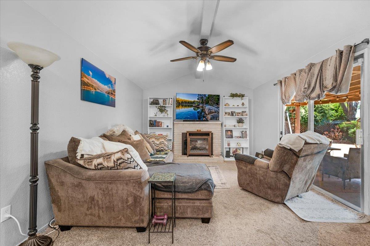 4188 N Constance Ave, Fresno, CA 93722