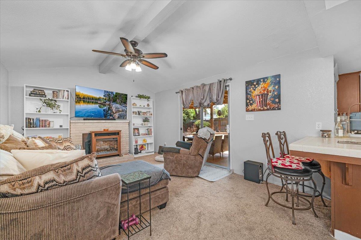 4188 N Constance Ave, Fresno, CA 93722