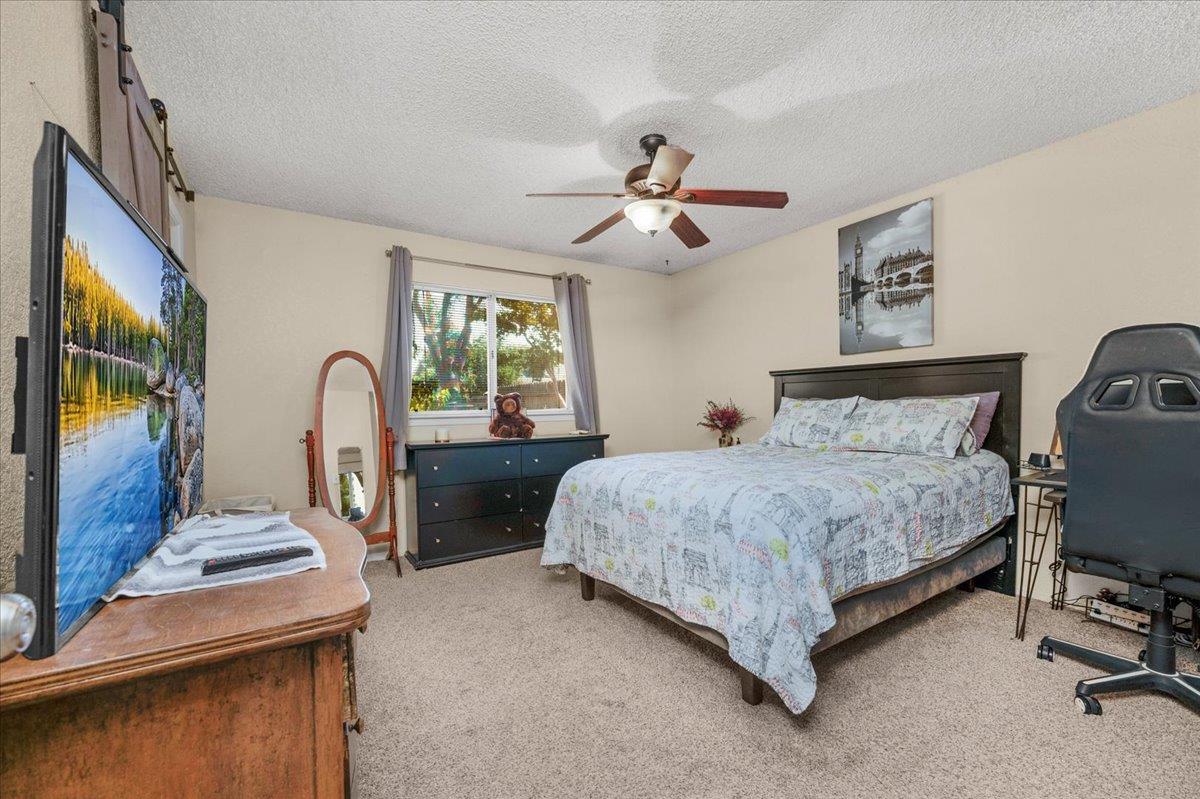 4188 N Constance Ave, Fresno, CA 93722