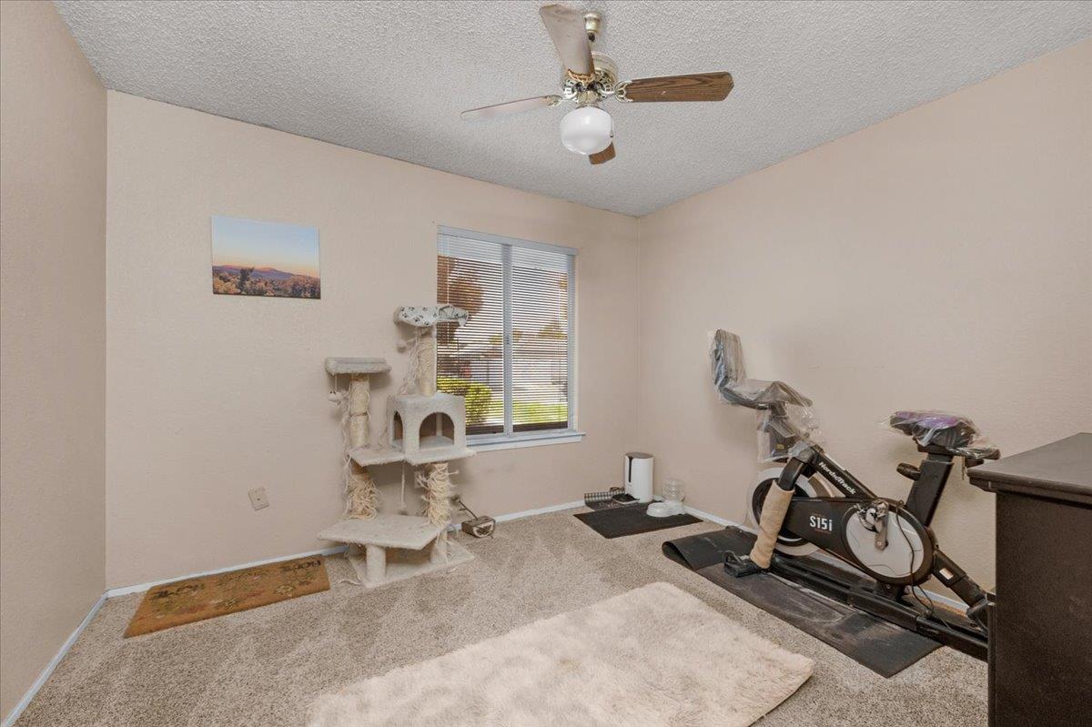 4188 N Constance Ave, Fresno, CA 93722