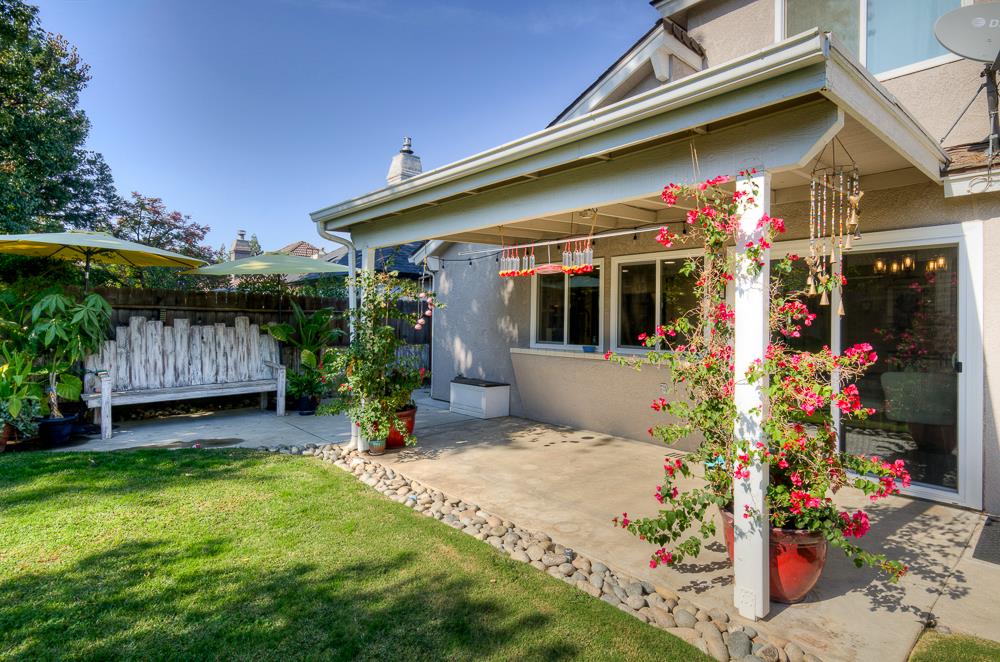 1149 E Salem Ave, Fresno, CA 93720