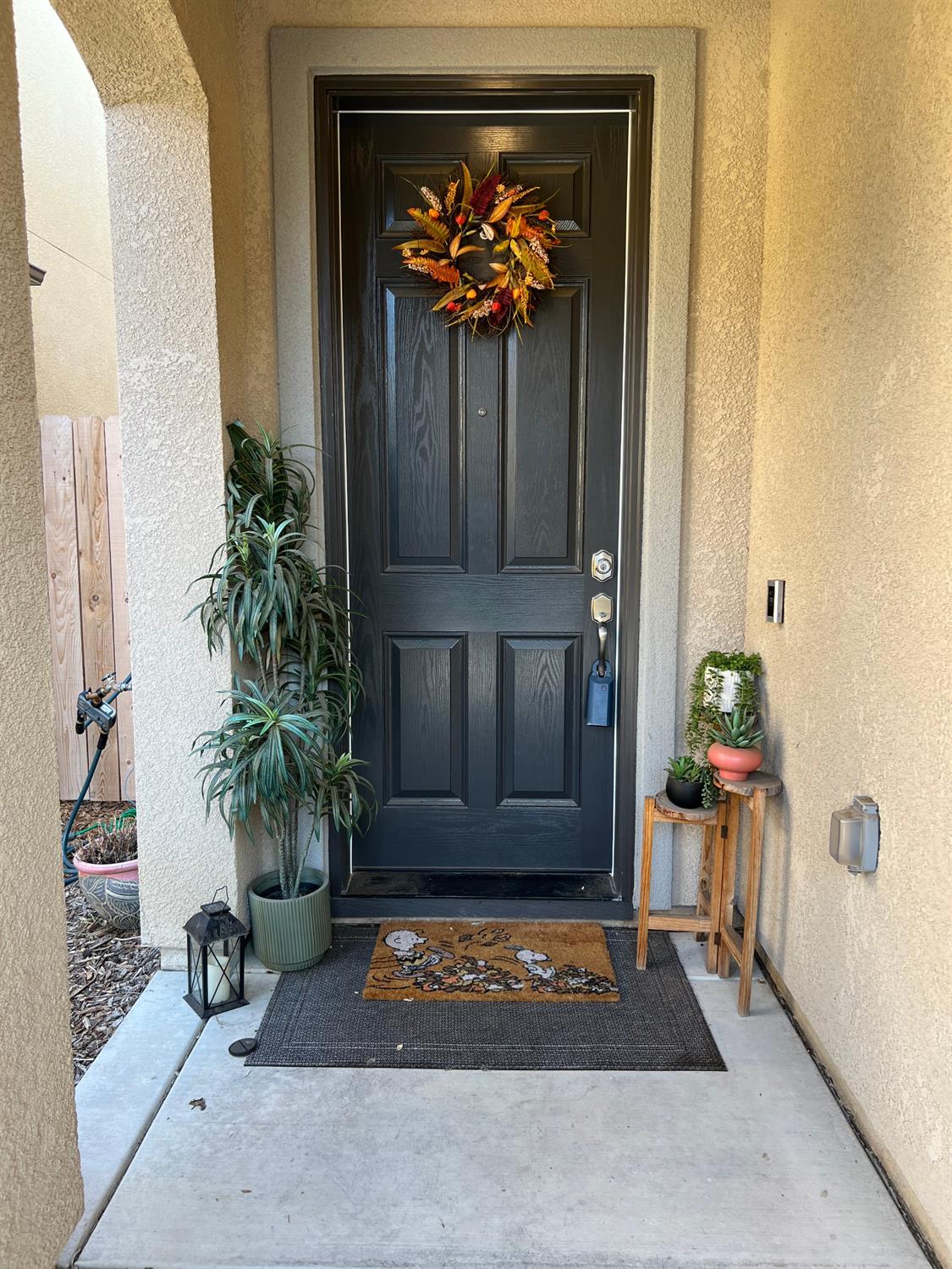 6294 E Moscato Dr, Fresno, CA 93727