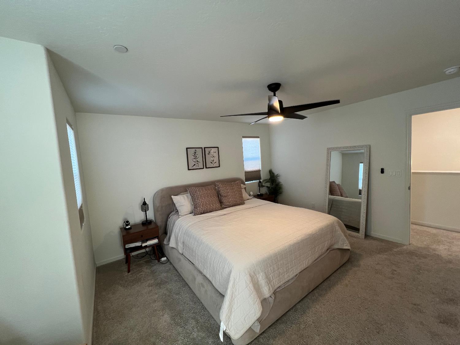 6294 E Moscato Dr, Fresno, CA 93727