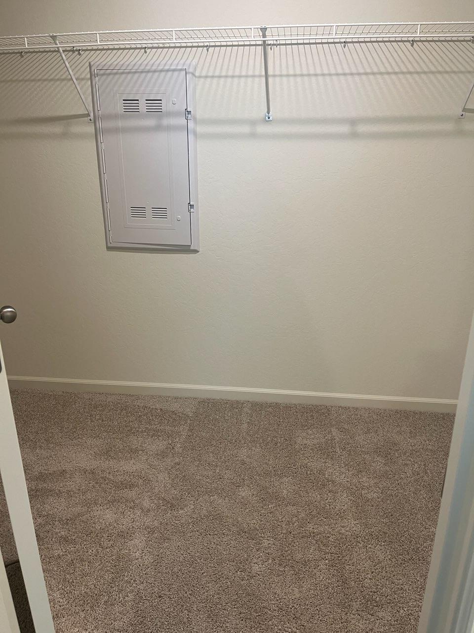 6294 E Moscato Dr, Fresno, CA 93727