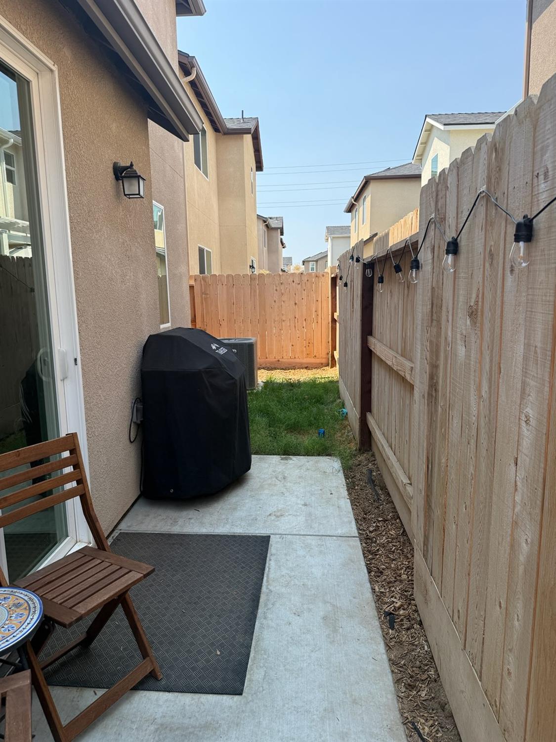 6294 E Moscato Dr, Fresno, CA 93727