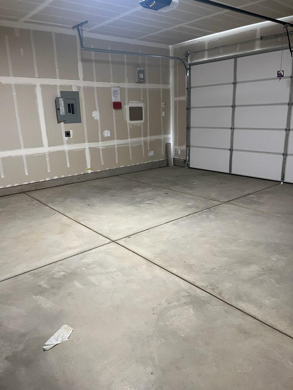 6294 E Moscato Dr, Fresno, CA 93727