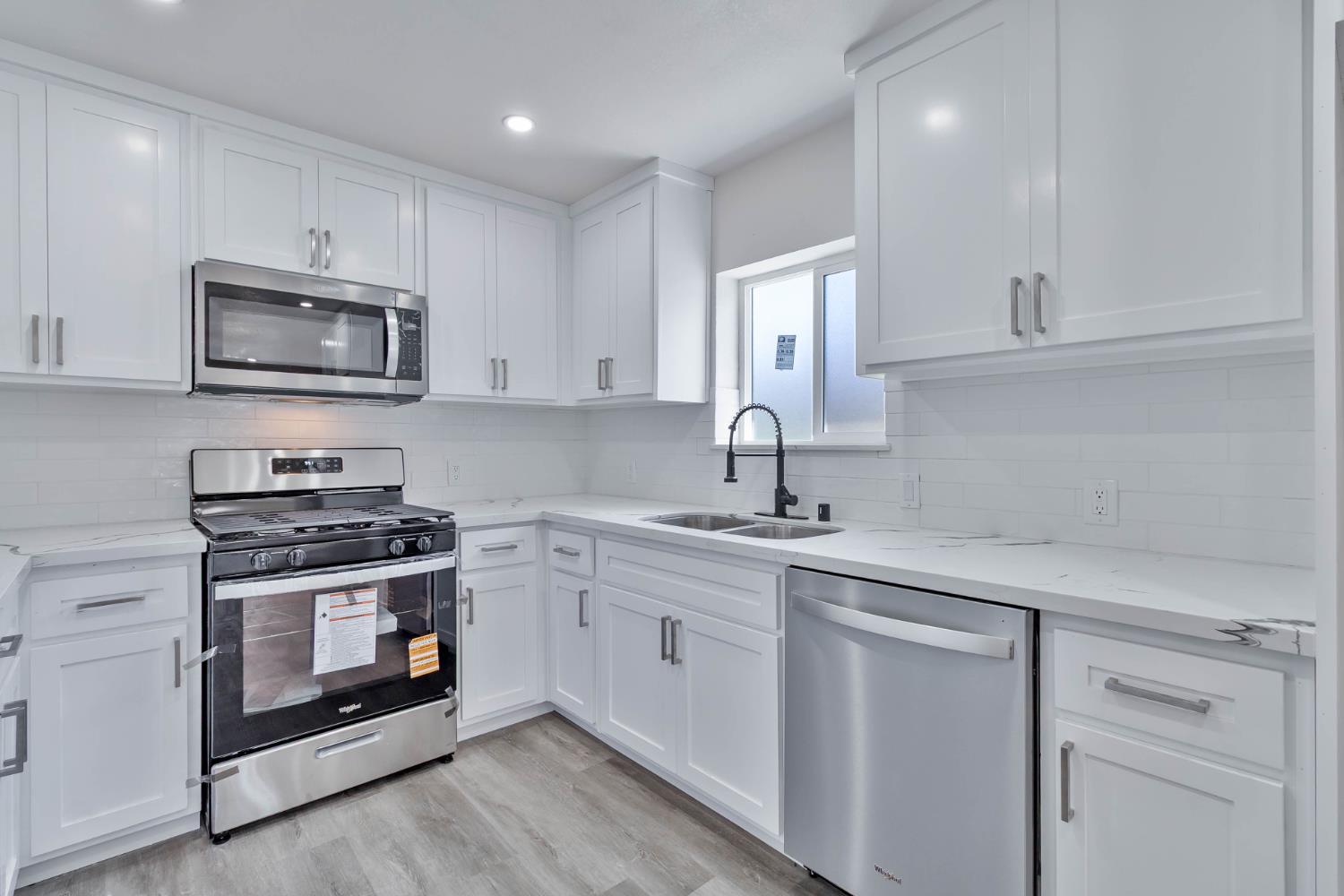 227 E Pine, Fresno, CA 93728