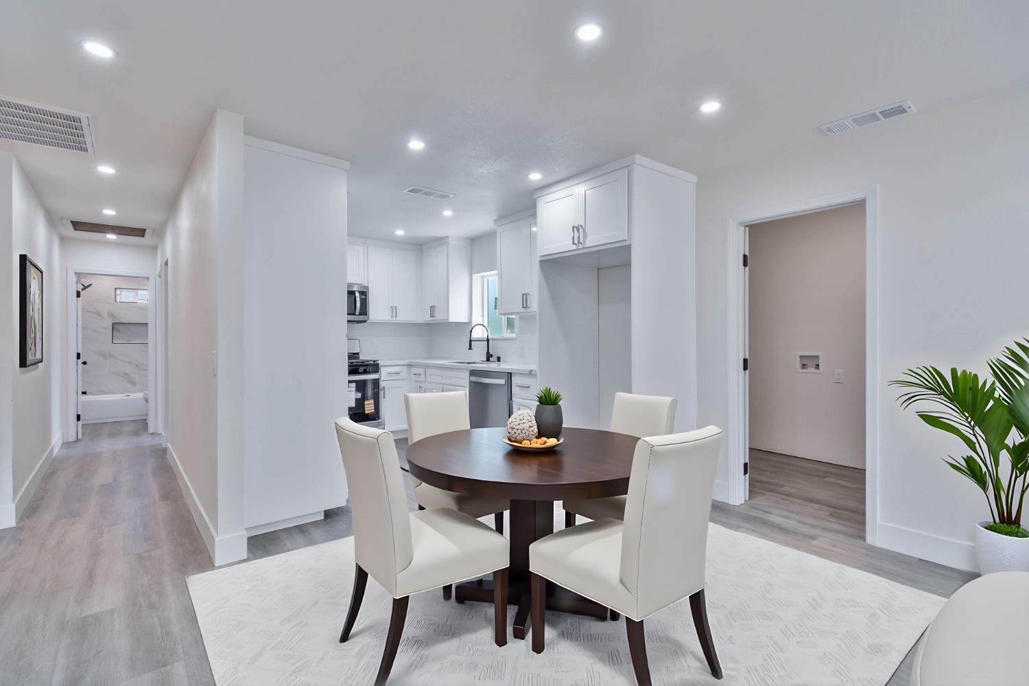 227 E Pine, Fresno, CA 93728