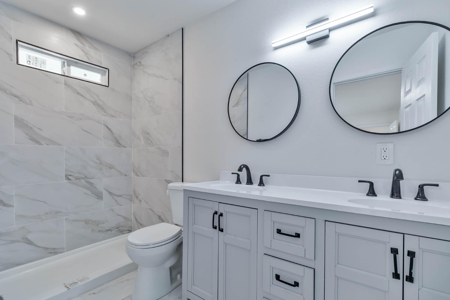 227 E Pine, Fresno, CA 93728