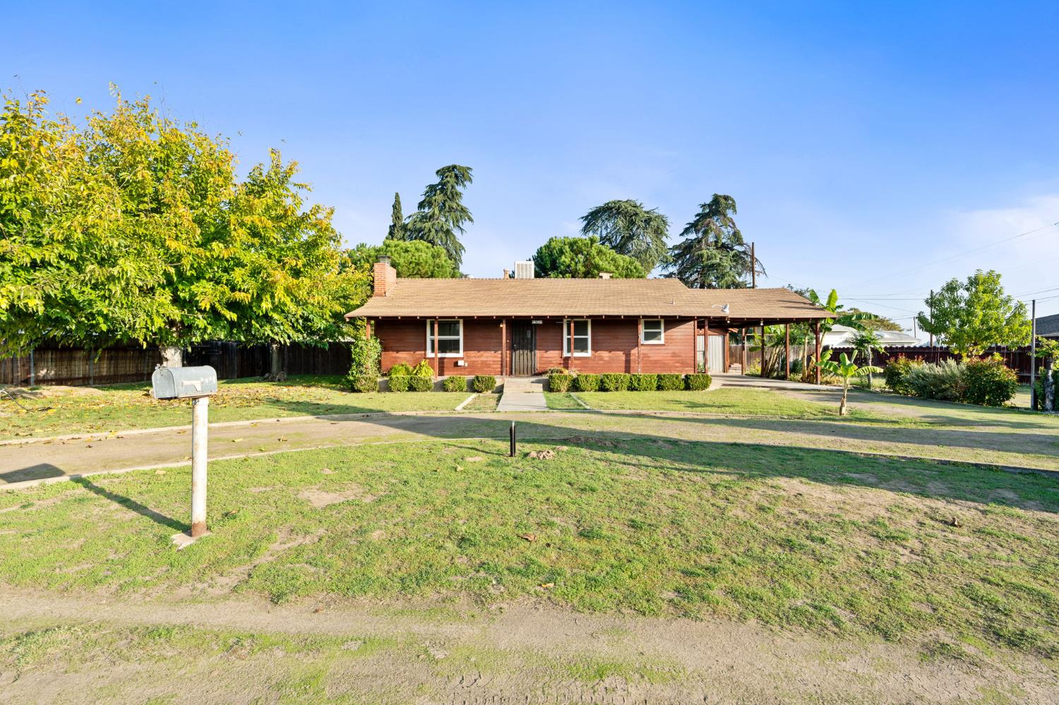 4785 E Andrews Ave, Fresno, CA 93726