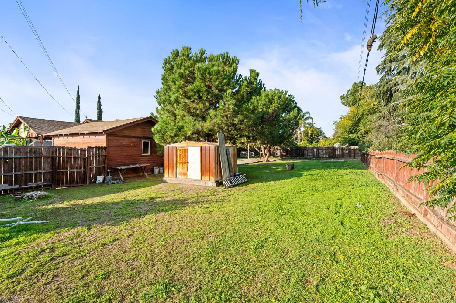 4785 E Andrews Ave, Fresno, CA 93726