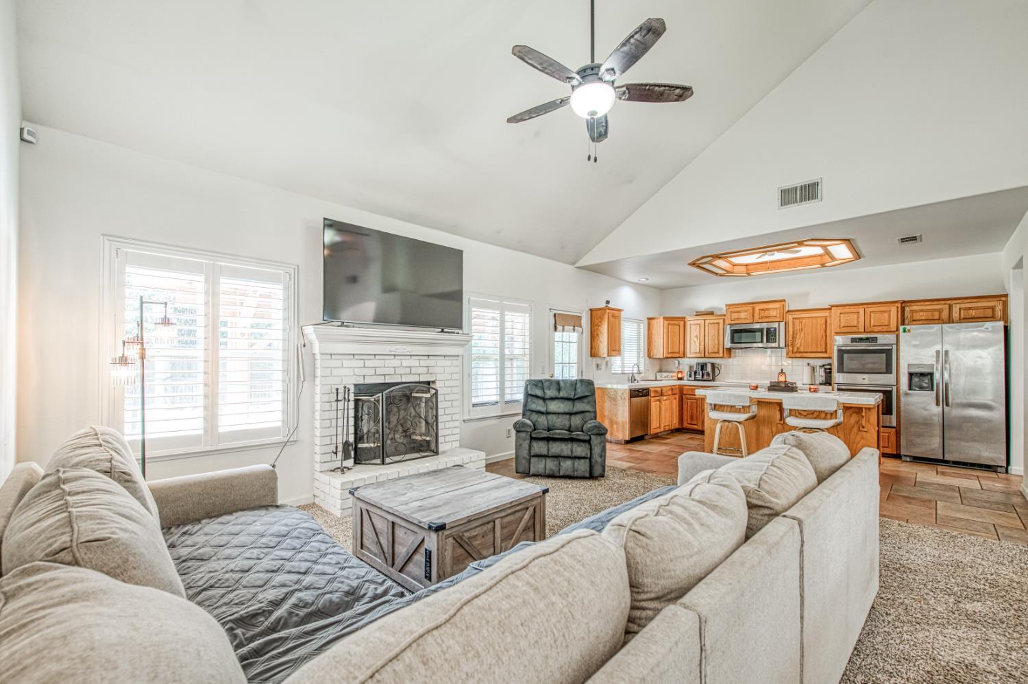 10183 N Backer Ave, Fresno, CA 93730