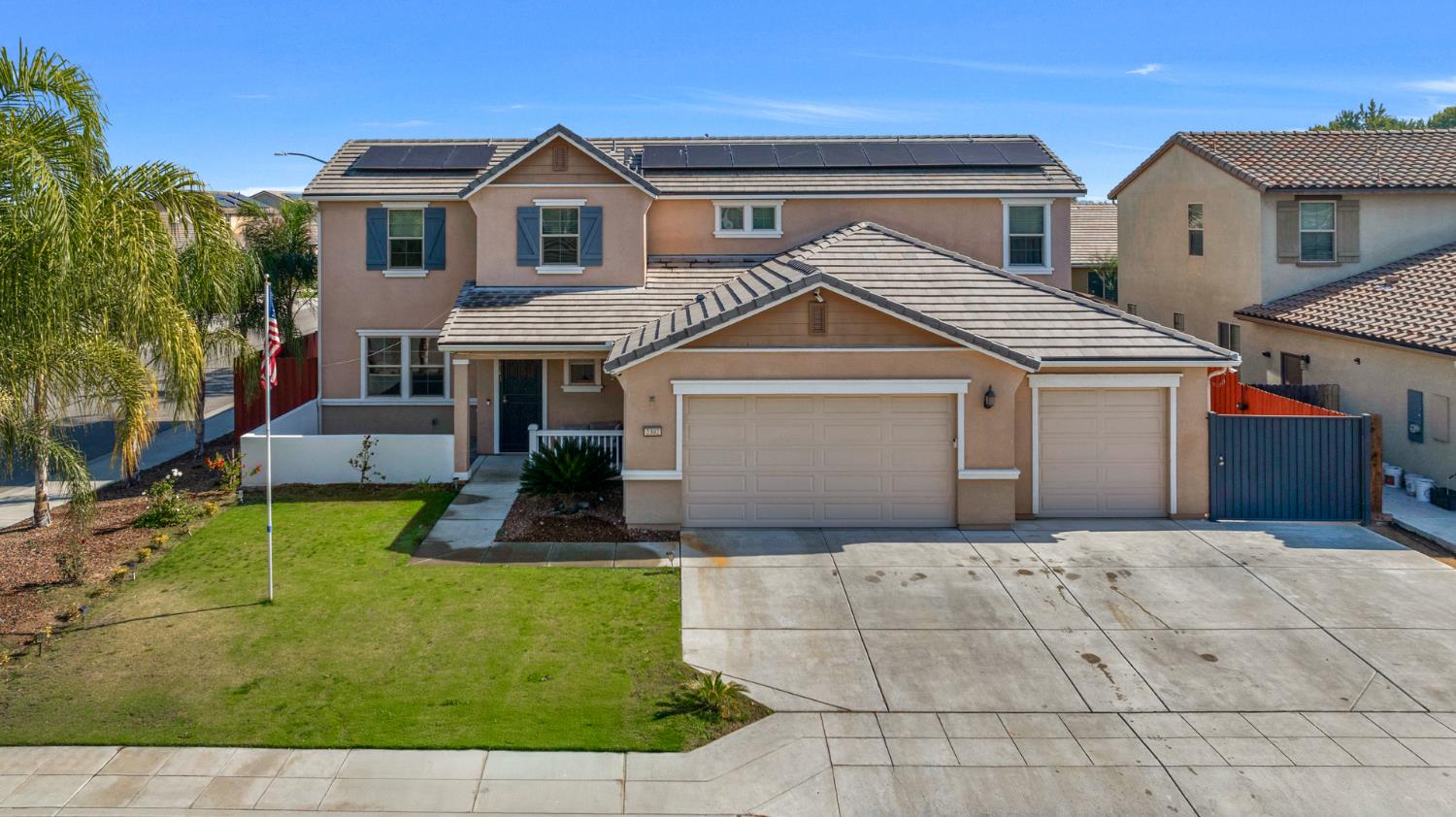 2302 N Jason Ave, Fresno, CA 93737