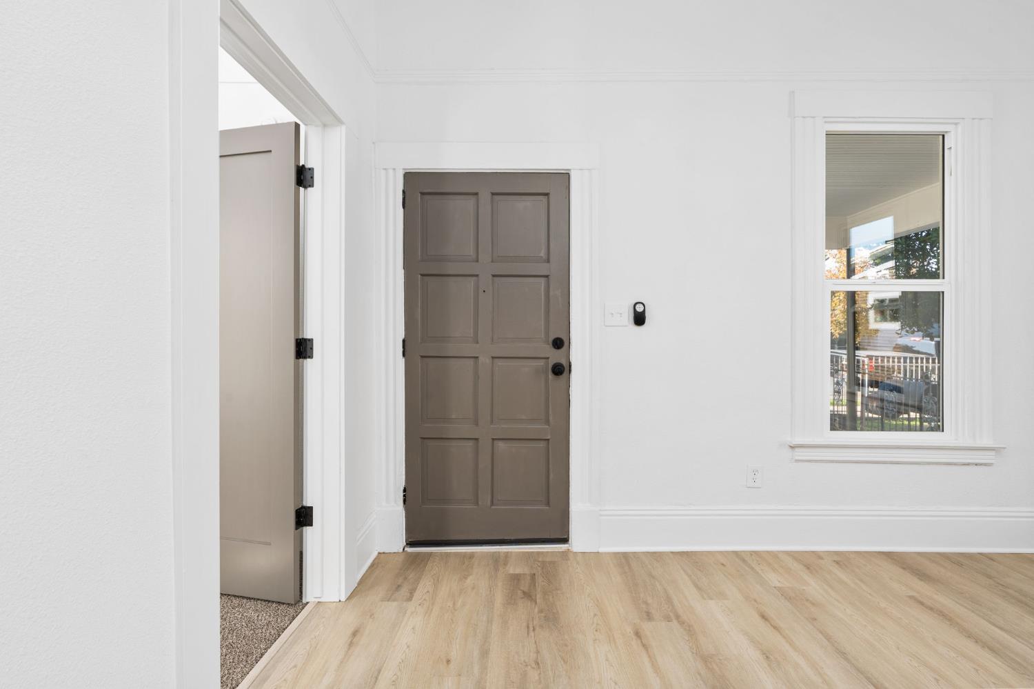 244 N U St, Fresno, CA 93701