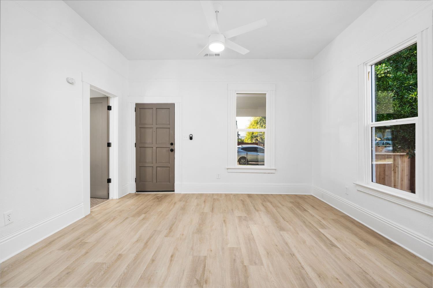 244 N U St, Fresno, CA 93701