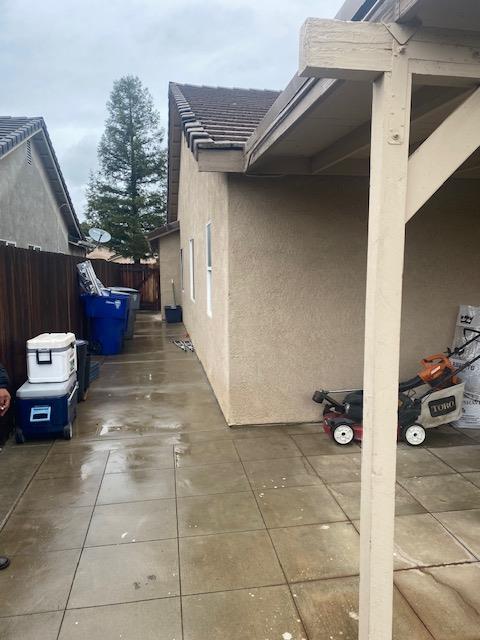 5466 E Kaviland Ave, Fresno, CA 93727