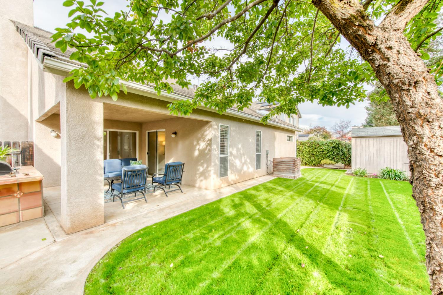 2443 E Rush Ave, Fresno, CA 93730