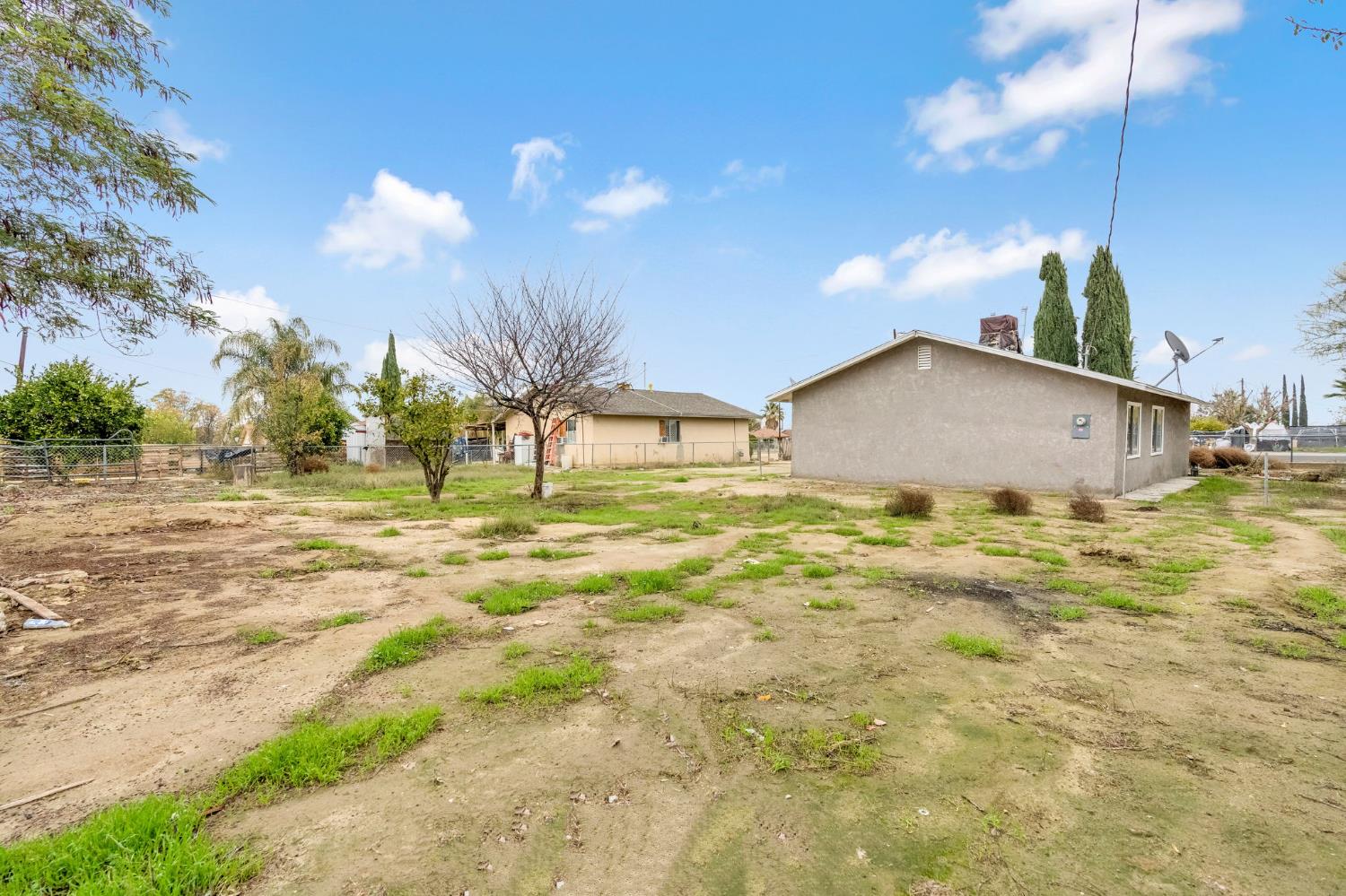 33238 W Hidalgo Ave, Cantua Creek, CA 93608