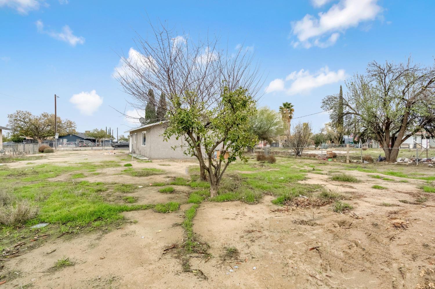33238 W Hidalgo Ave, Cantua Creek, CA 93608