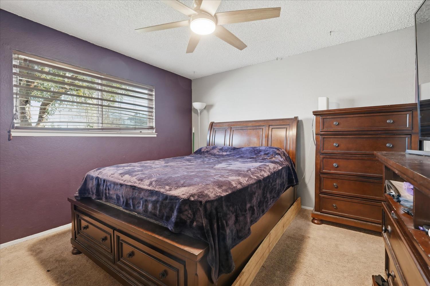 3851 N Ezie Ave, Fresno, CA 93727