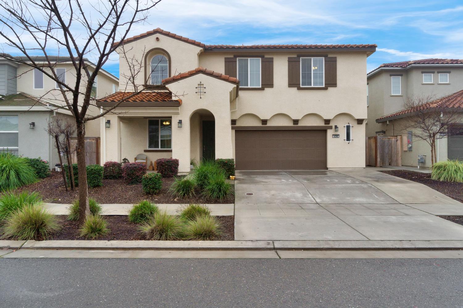 4240 Hillside Rd, Madera, CA 93636