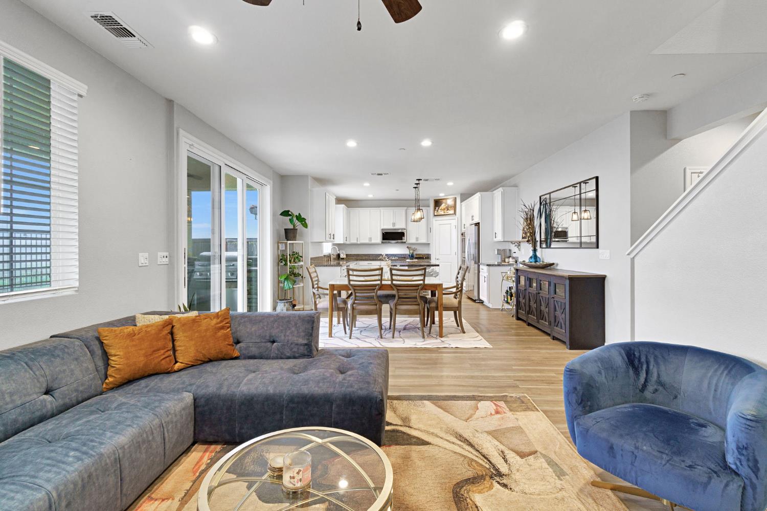 4240 Hillside Rd, Madera, CA 93636