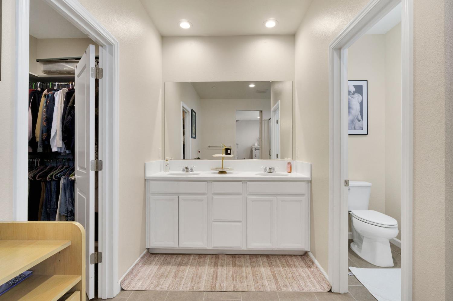 4240 Hillside Rd, Madera, CA 93636