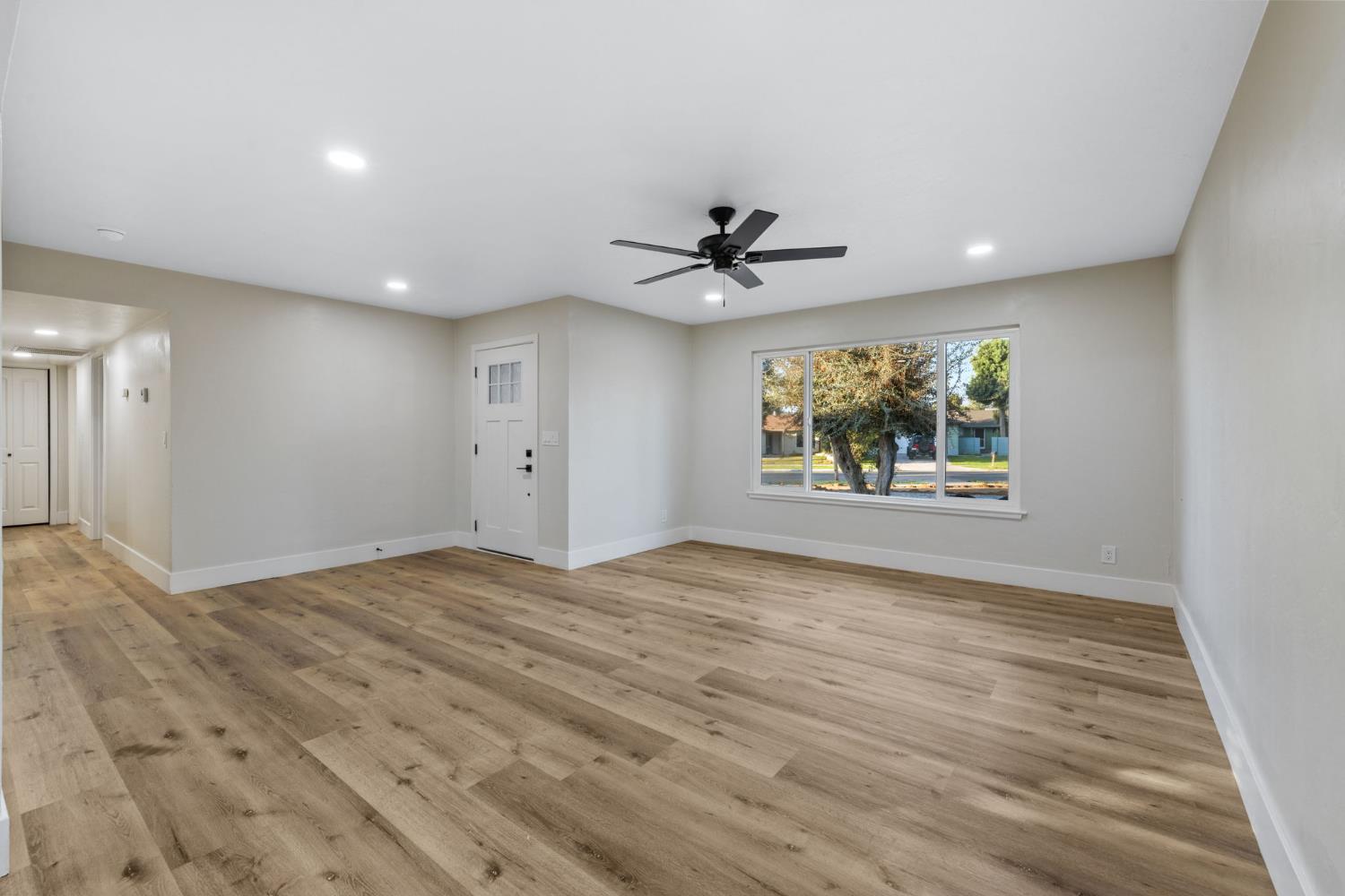 5374 N Santa Fe Ave, Fresno, CA 93711