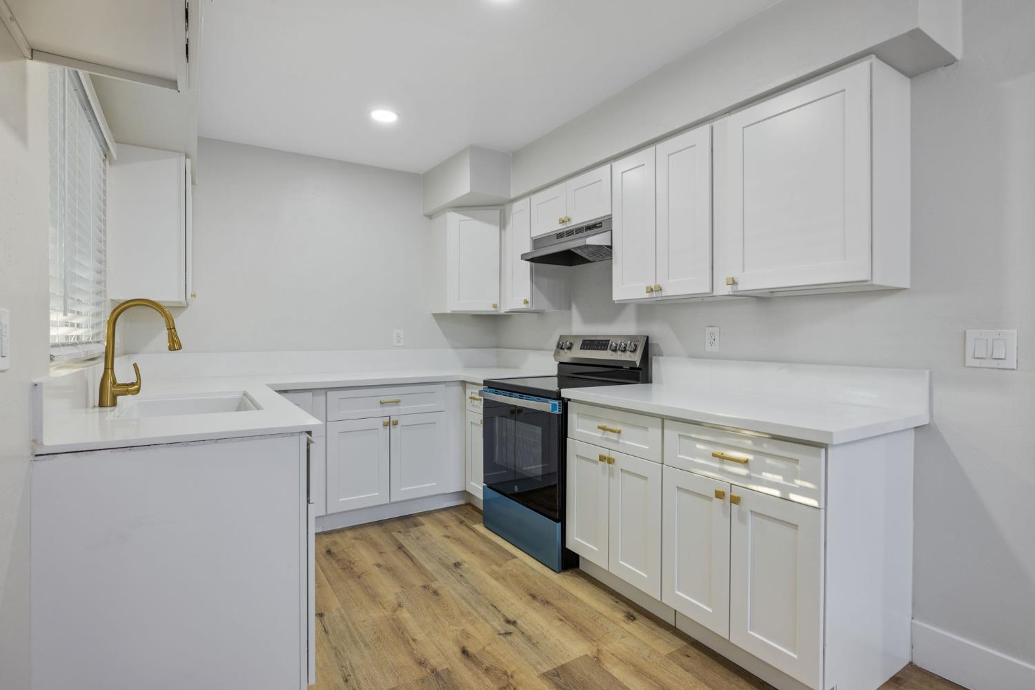 5374 N Santa Fe Ave, Fresno, CA 93711