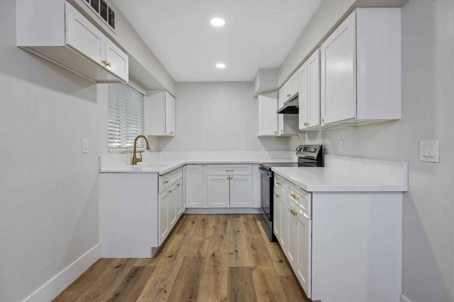 5374 N Santa Fe Ave, Fresno, CA 93711