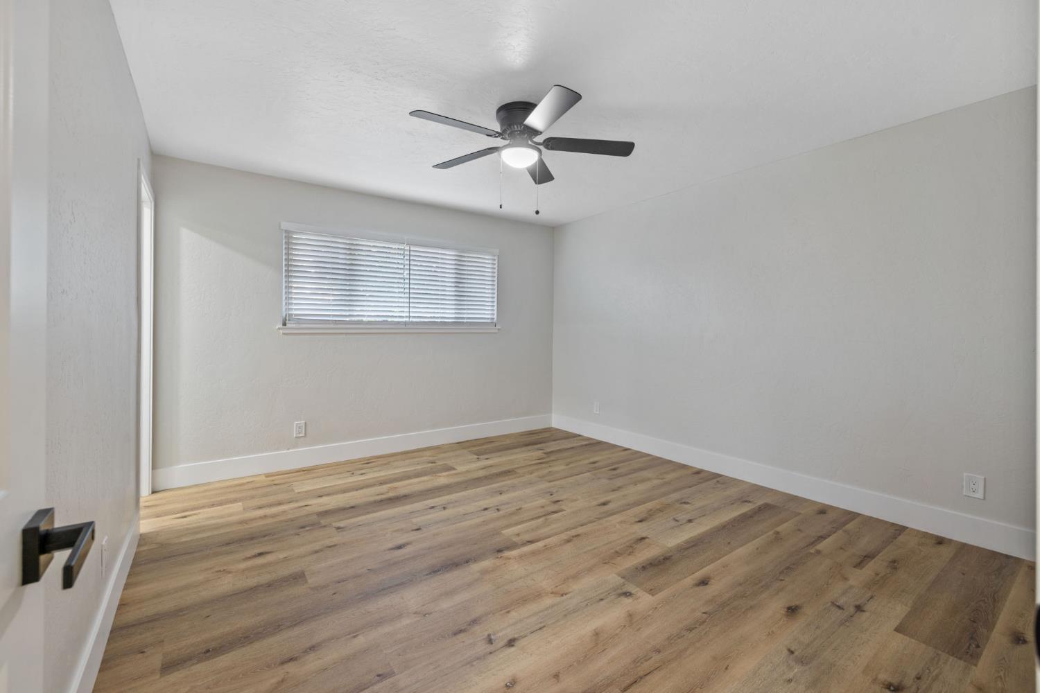 5374 N Santa Fe Ave, Fresno, CA 93711