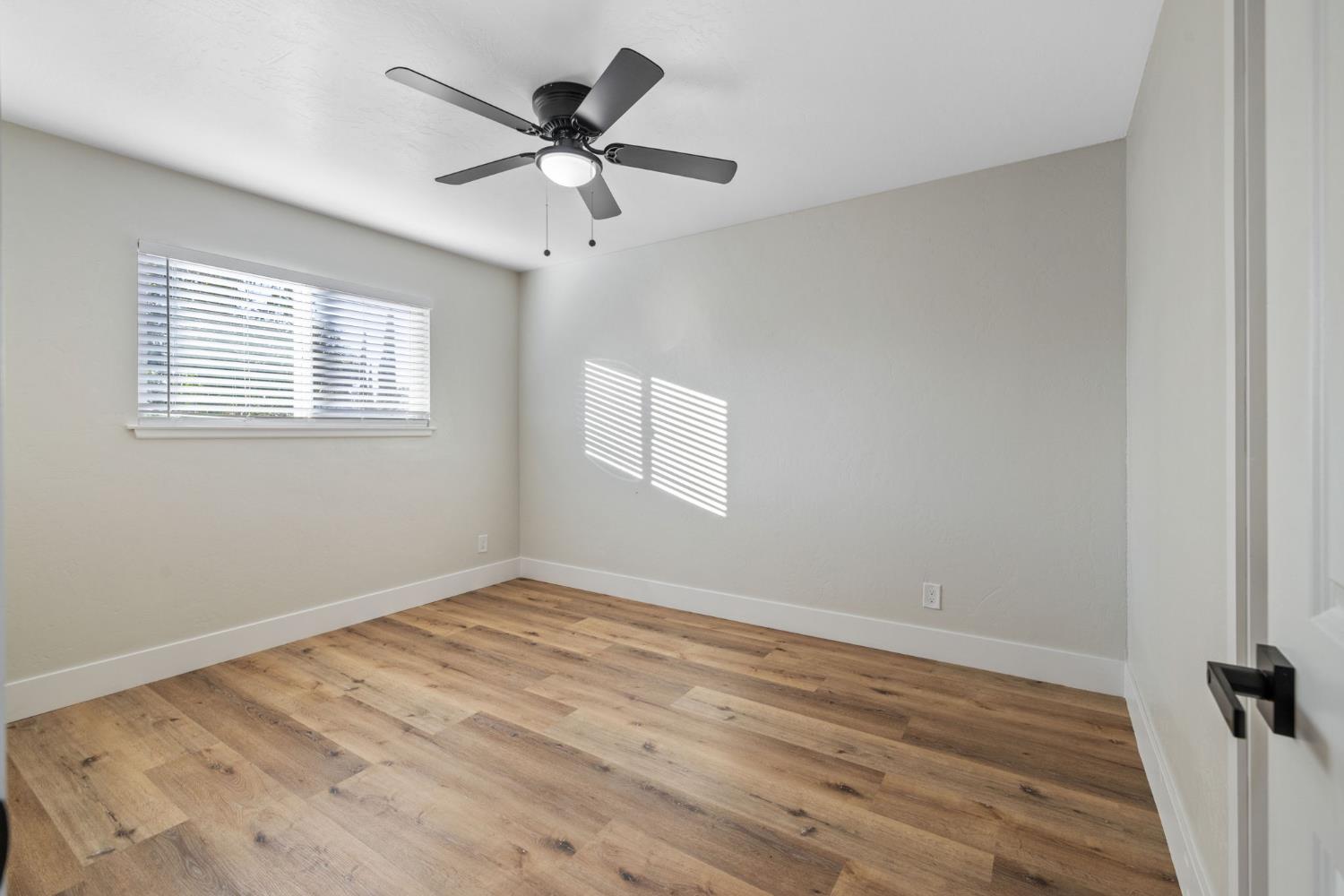 5374 N Santa Fe Ave, Fresno, CA 93711